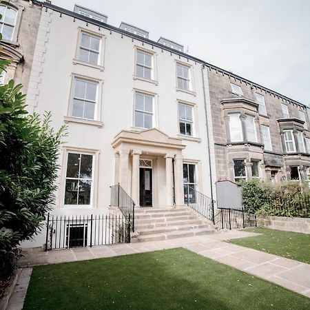 York Place One Χαρογκέιτ Εξωτερικό φωτογραφία