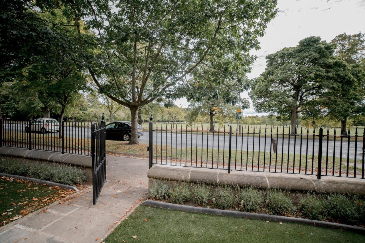 York Place One Χαρογκέιτ Εξωτερικό φωτογραφία